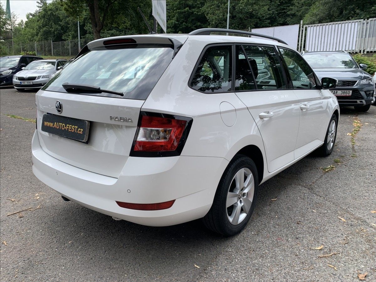 Škoda Fabia, 1,0 TSI AMB.,ČR,SERVISKA - fotka 5