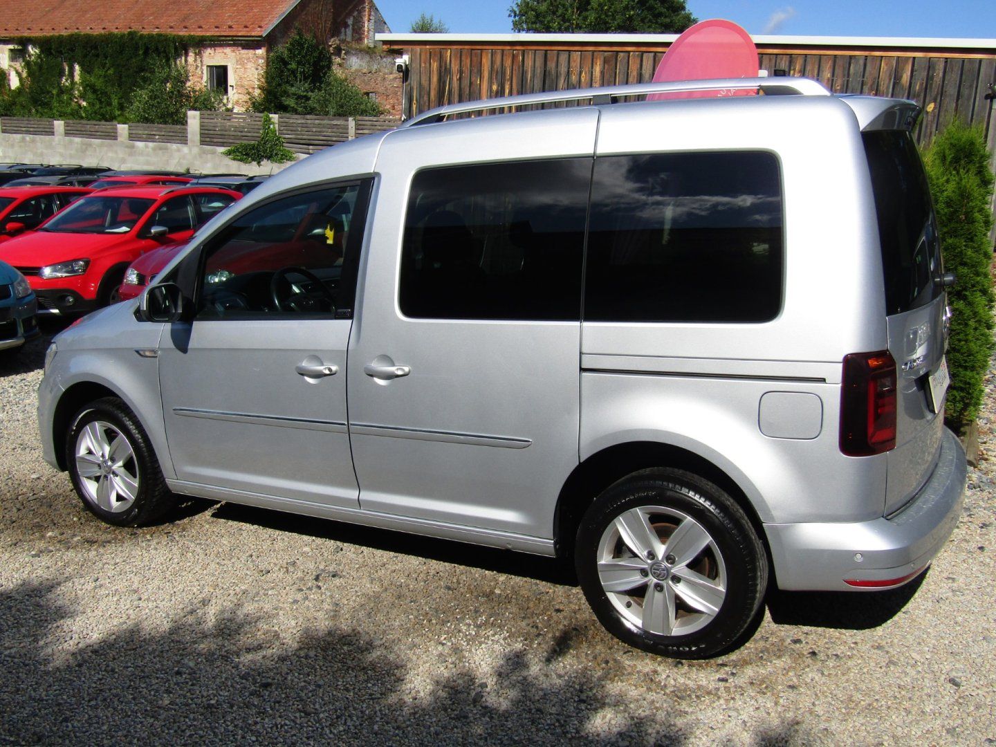 Volkswagen Caddy, 2.0 TDI 75kW GENERATION FOUR - fotka 4