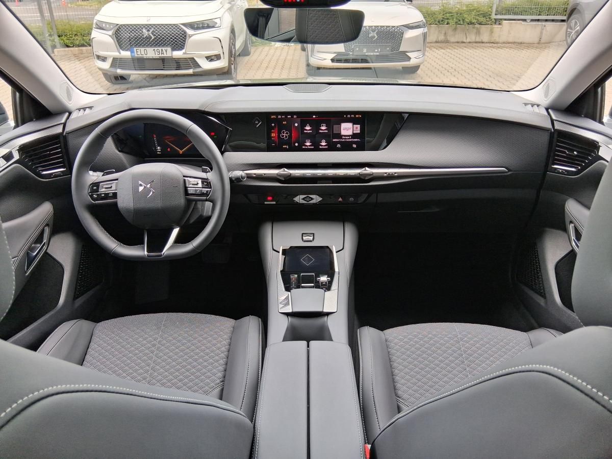 DS 4, TROCADERO 1.2 PURETECH 96 kW - fotka 2