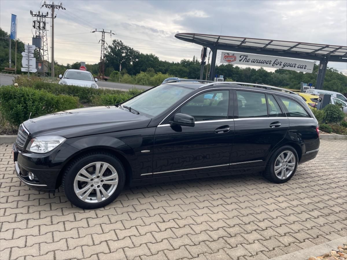 Mercedes-Benz Třídy C, 2,2 CDI 125 kW  ELEGANCE - fotka 4
