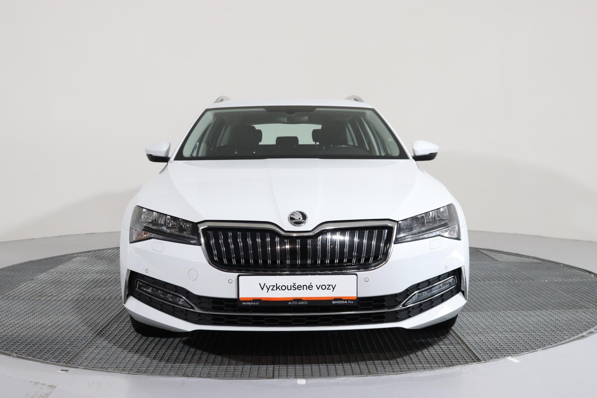 Škoda Superb, COMBI iV STYLE 1,4 TSI 115 kW - fotka 4