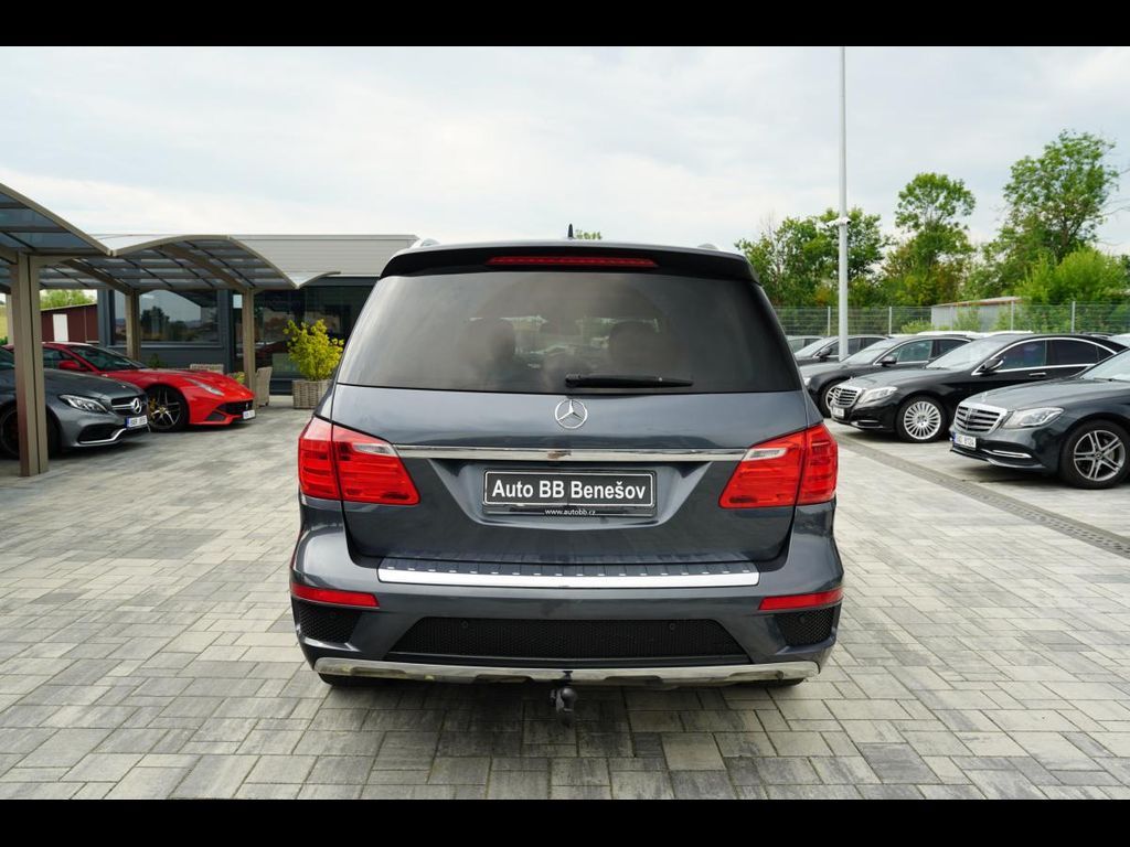 Mercedes-Benz GL, GL 350d, 4Matic, AMG, 7míst, - fotka 5