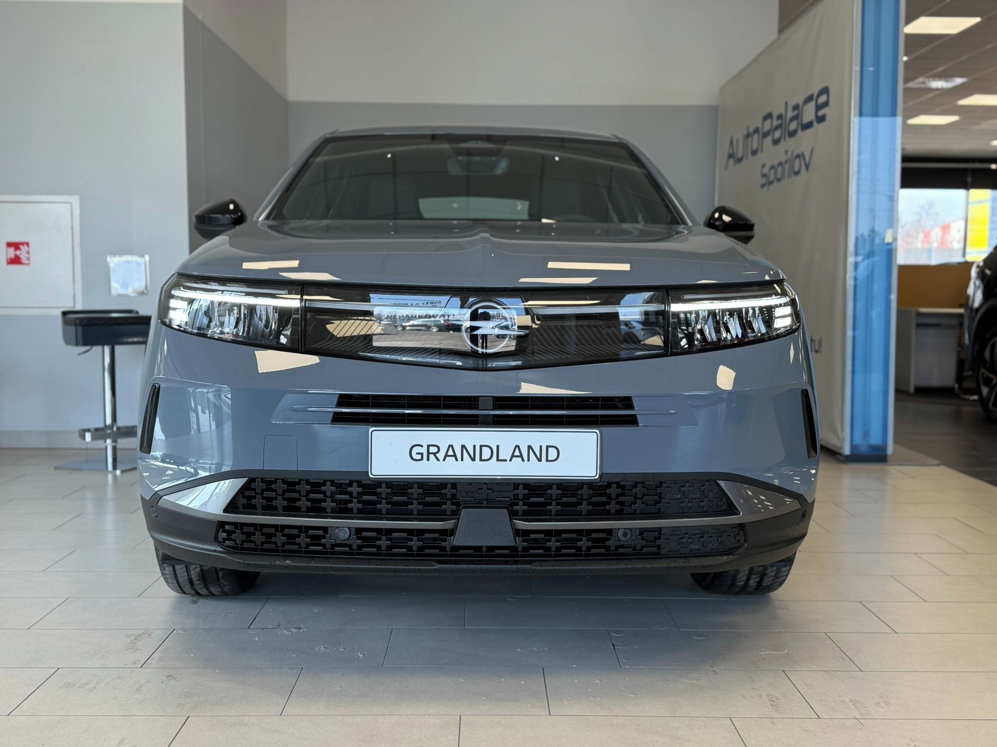 Opel Grandland, Edition 1.2 Hybrid 107 kW - fotka 2
