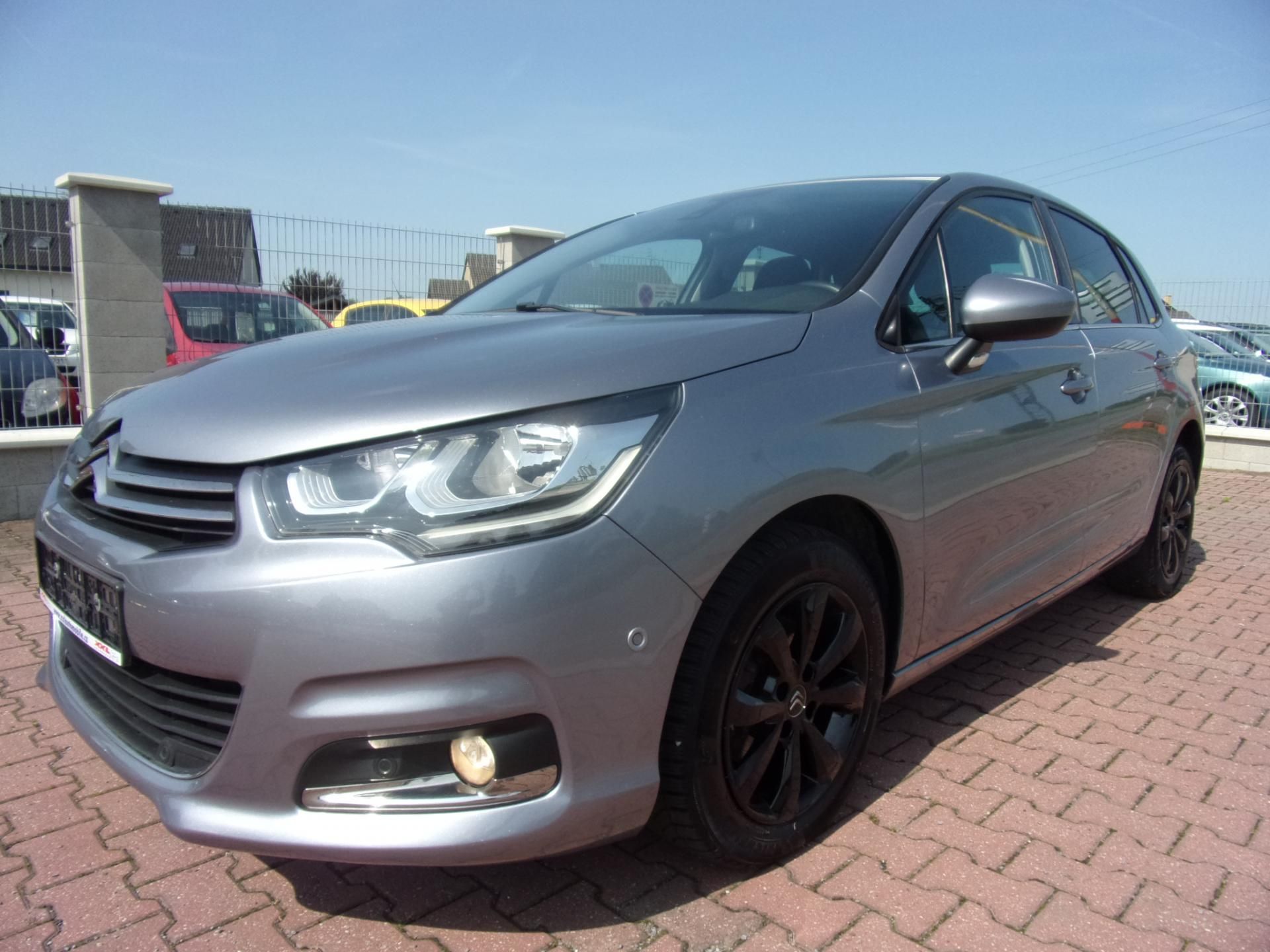 Citroën C4, 1,6HDI AC ALU NAVI AUTOMAT - fotka 2