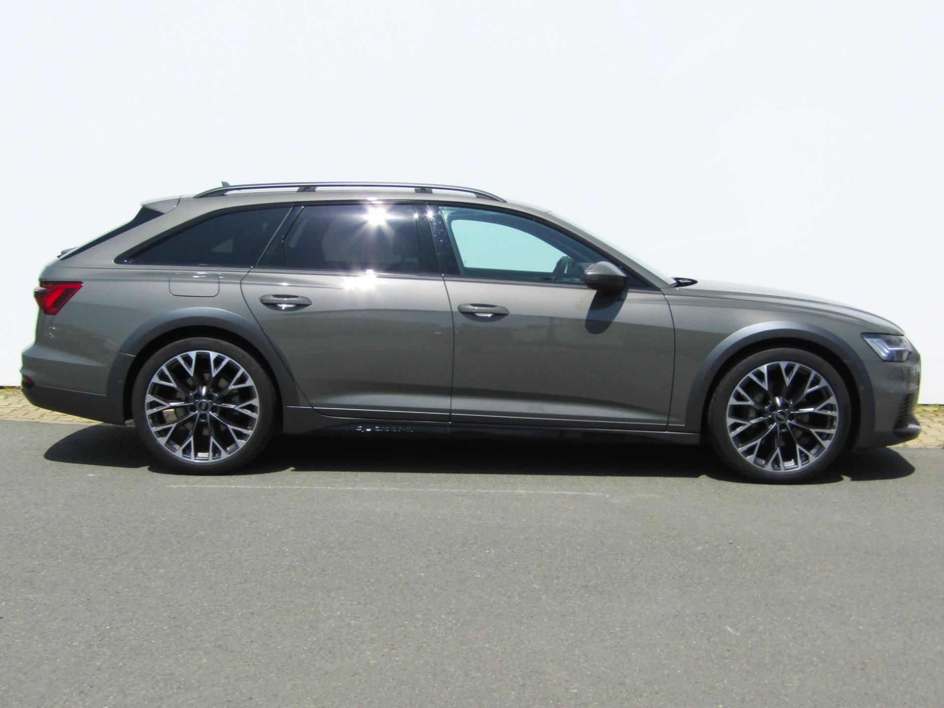 Audi A6, Allroad 50 TDI quattro - fotka 3
