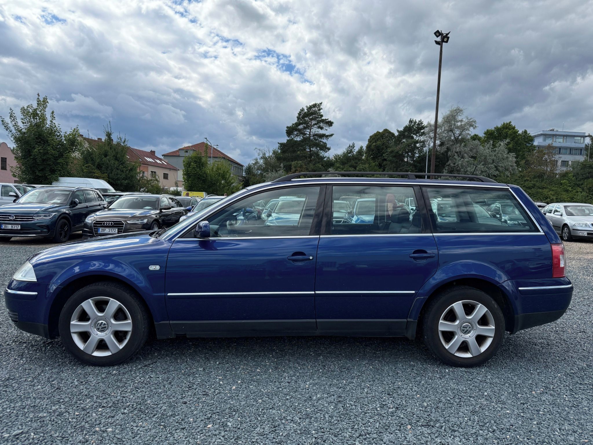 Volkswagen Passat, 2.0i Highline - fotka 6