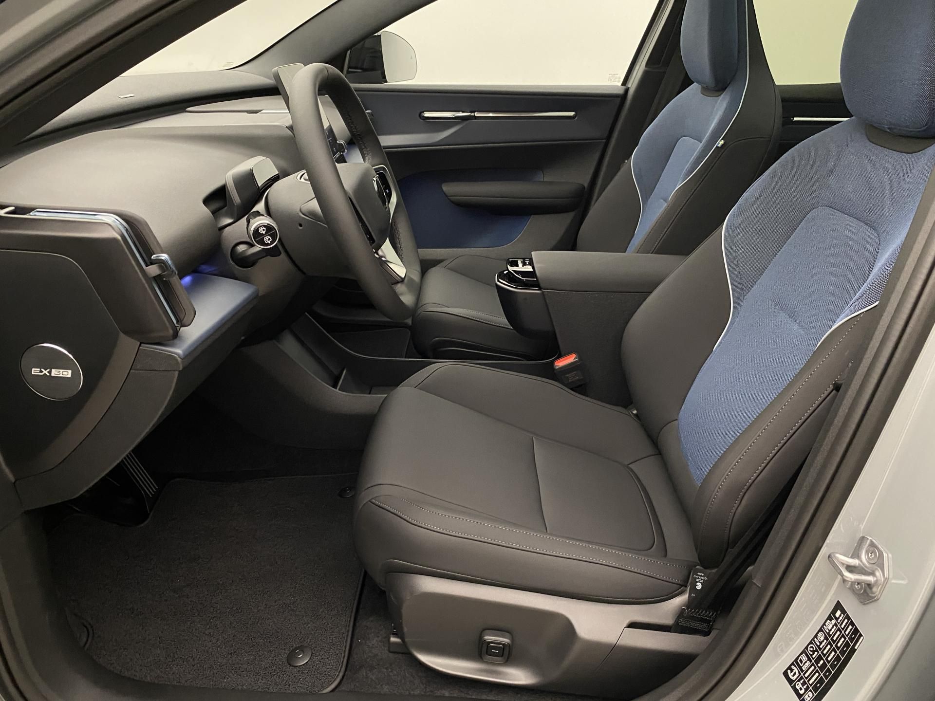 Volvo EX30, CROSS COUNTRY TWIN ULTRA - fotka 3
