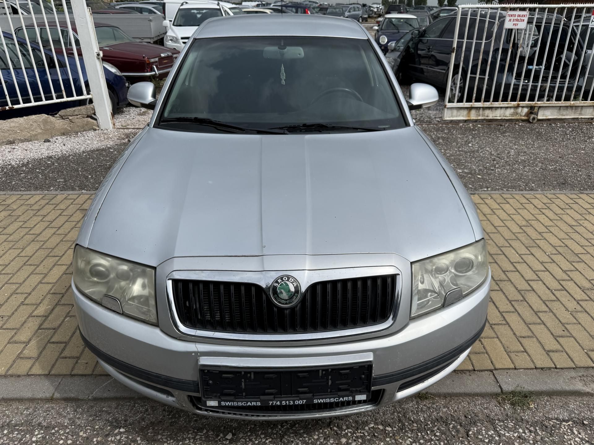 Škoda Superb, 2,0 TDI 103 KW - fotka 4