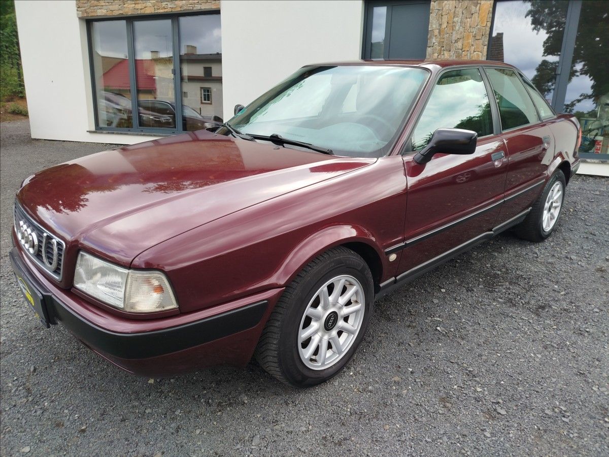 Audi 80, 2,0 i originál bez zásahů - fotka 2