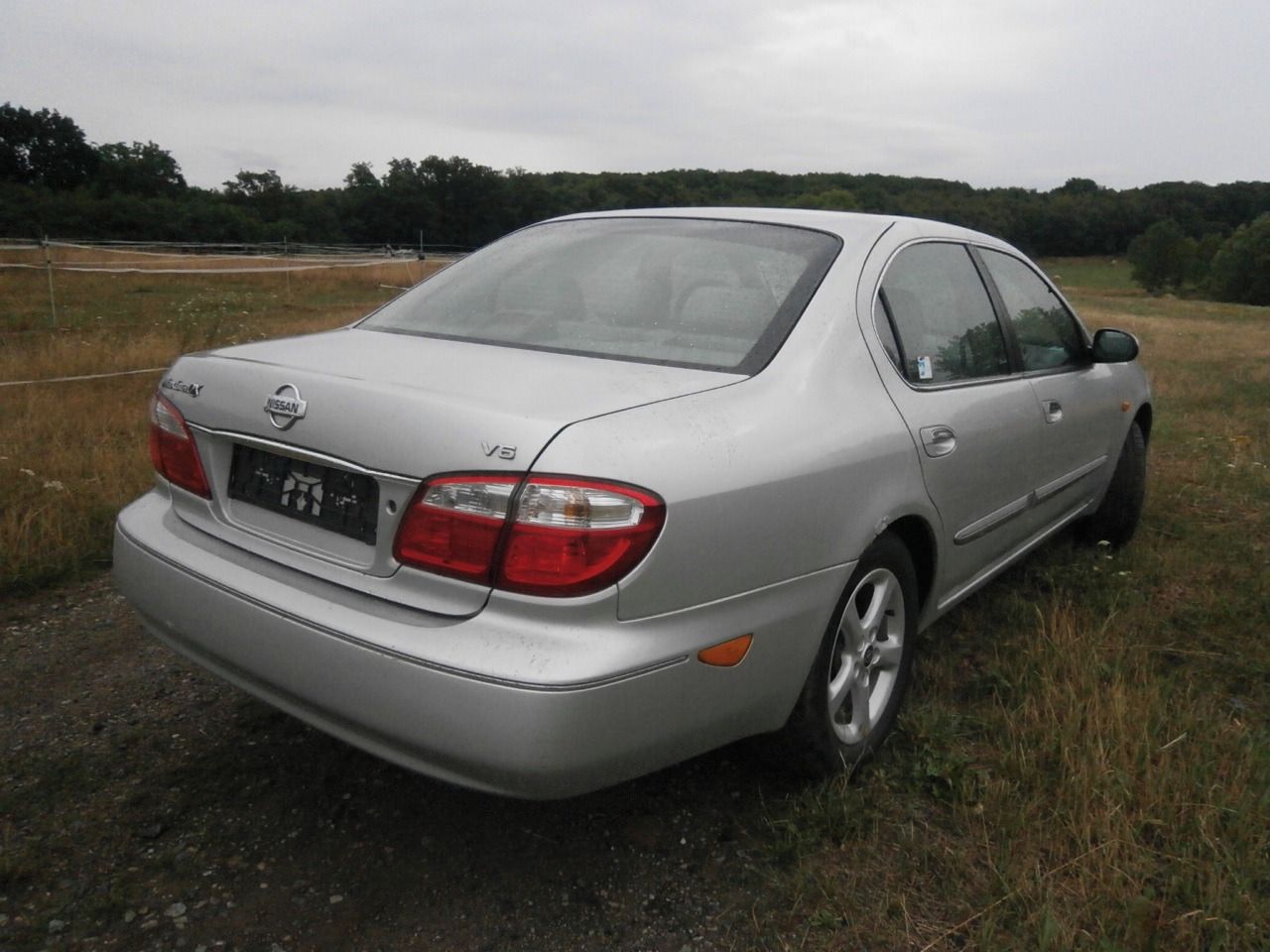 Nissan Maxima, 2,0i V6 JEDINY MAJITEL SERVISK - fotka 3