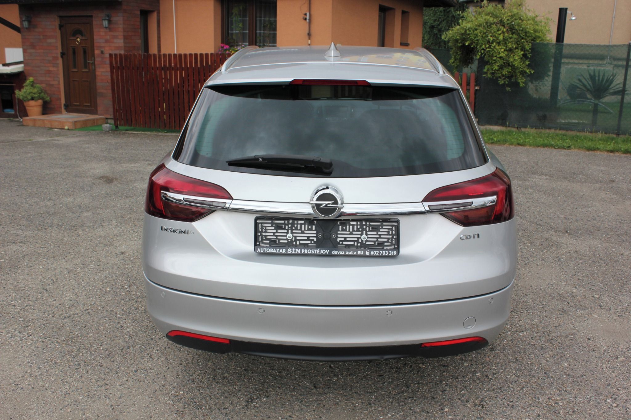 Opel Insignia, 1.6 CDTI, 100 kW, ATM - fotka 6