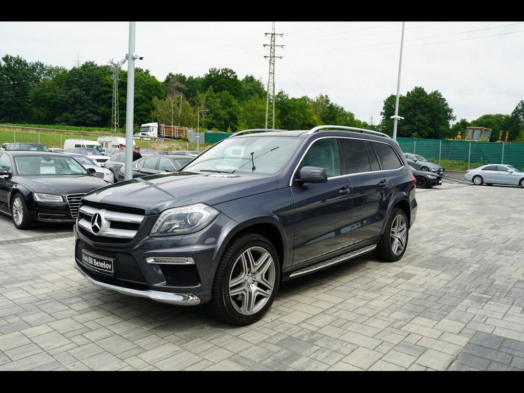 Mercedes-Benz GL, GL 350d, 4Matic, AMG, 7míst, - fotka 2