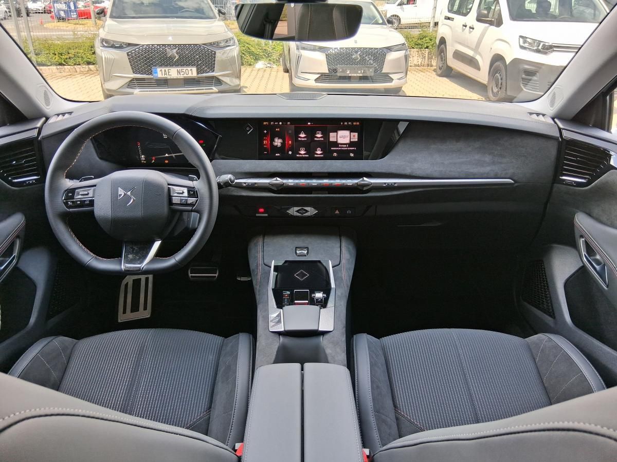 DS 4, PERFORM. LINE+ 1.2 PT 96 kW - fotka 2