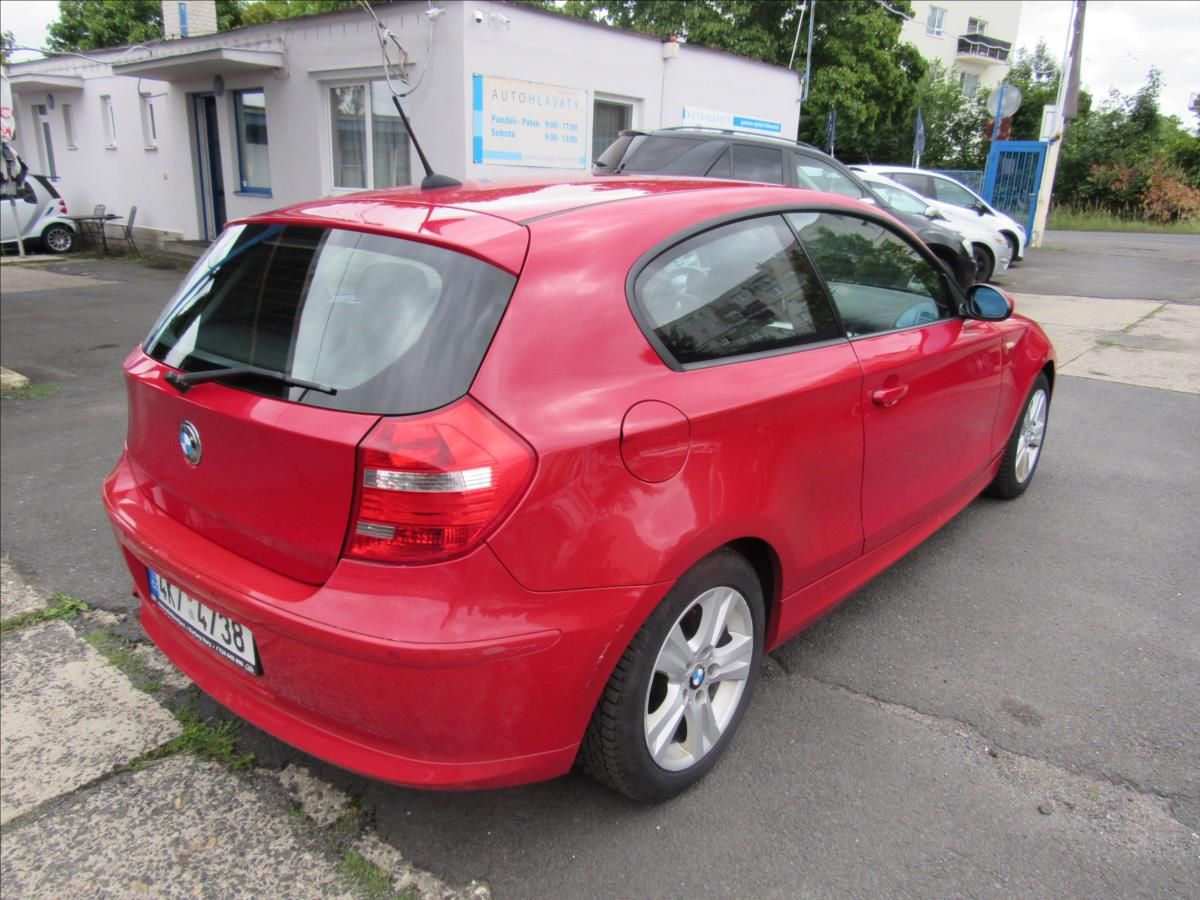 BMW Řada 1, 1,6 90kW 116I - fotka 6