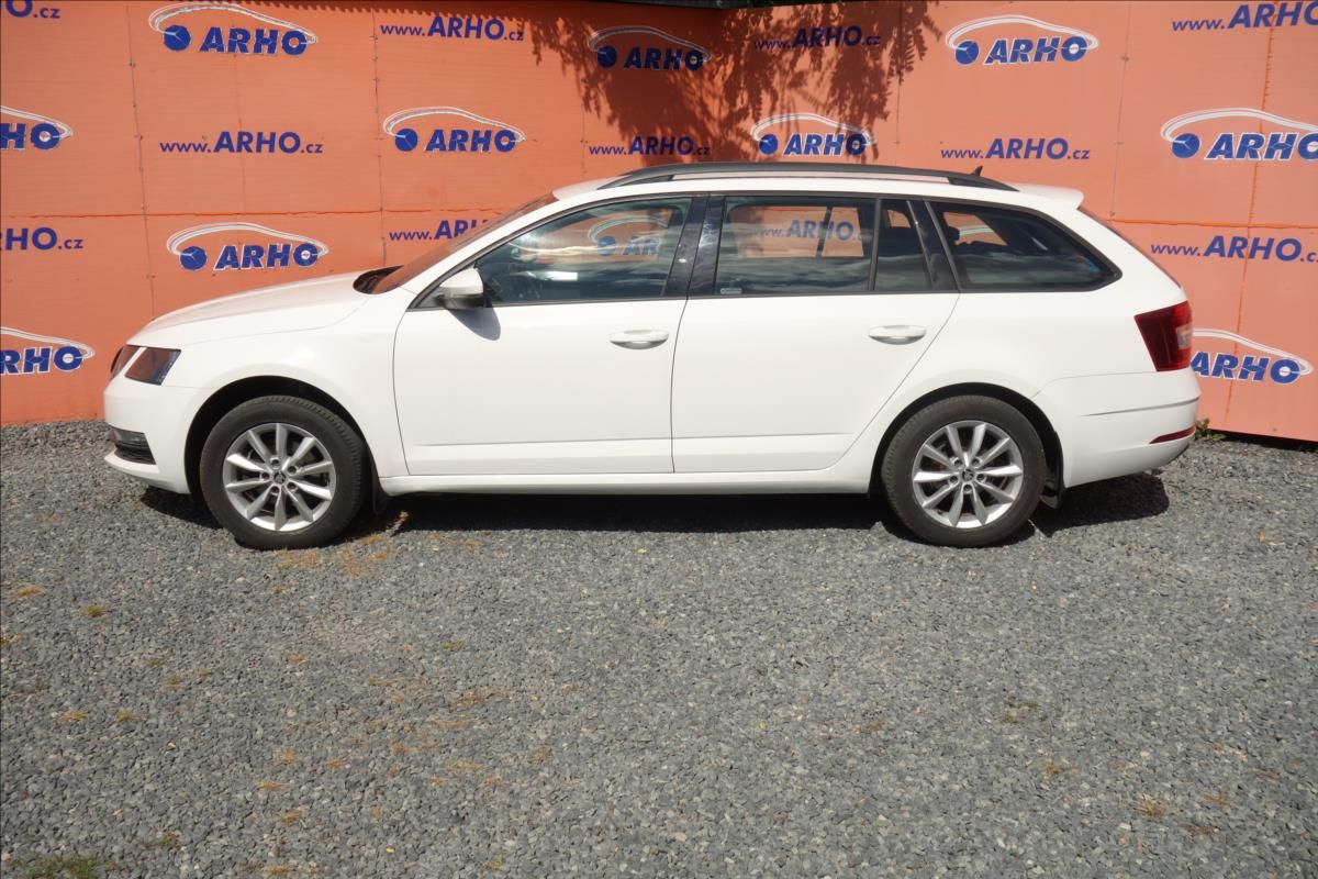 Škoda Octavia, 1,6 TDi 85KW,ČR,1 MAJ.,NAVI. - fotka 4