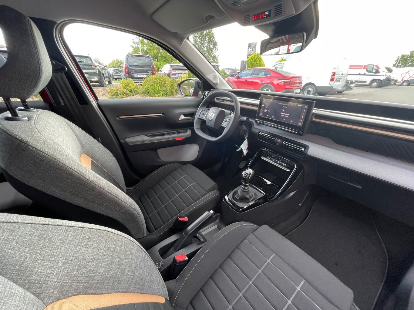 Citroën C3 Aircross, PLUS TURBO 100 S&S MAN6 - fotka 6