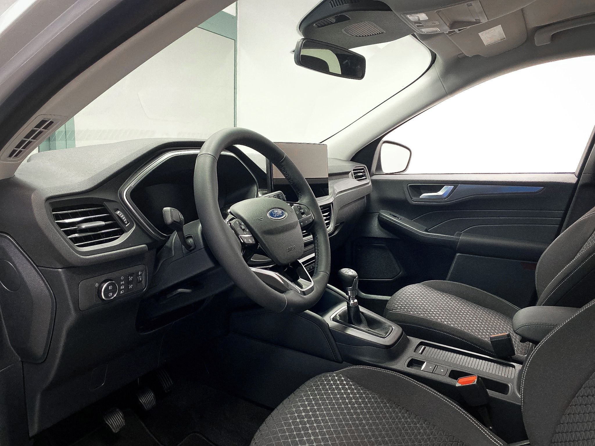 Ford Kuga, 1,5  Titanium VÝPRODEJ - fotka 4
