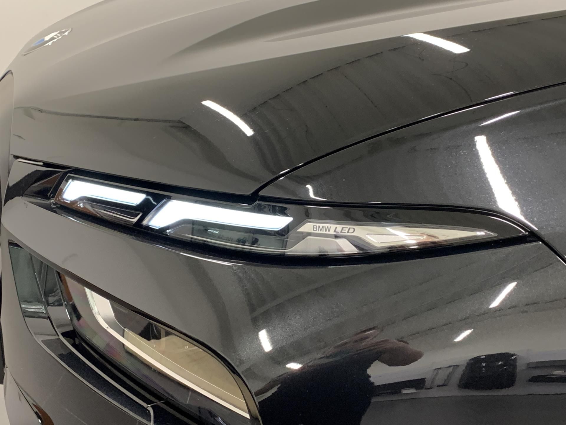 BMW X7, X7 xDrive40d - fotka 6