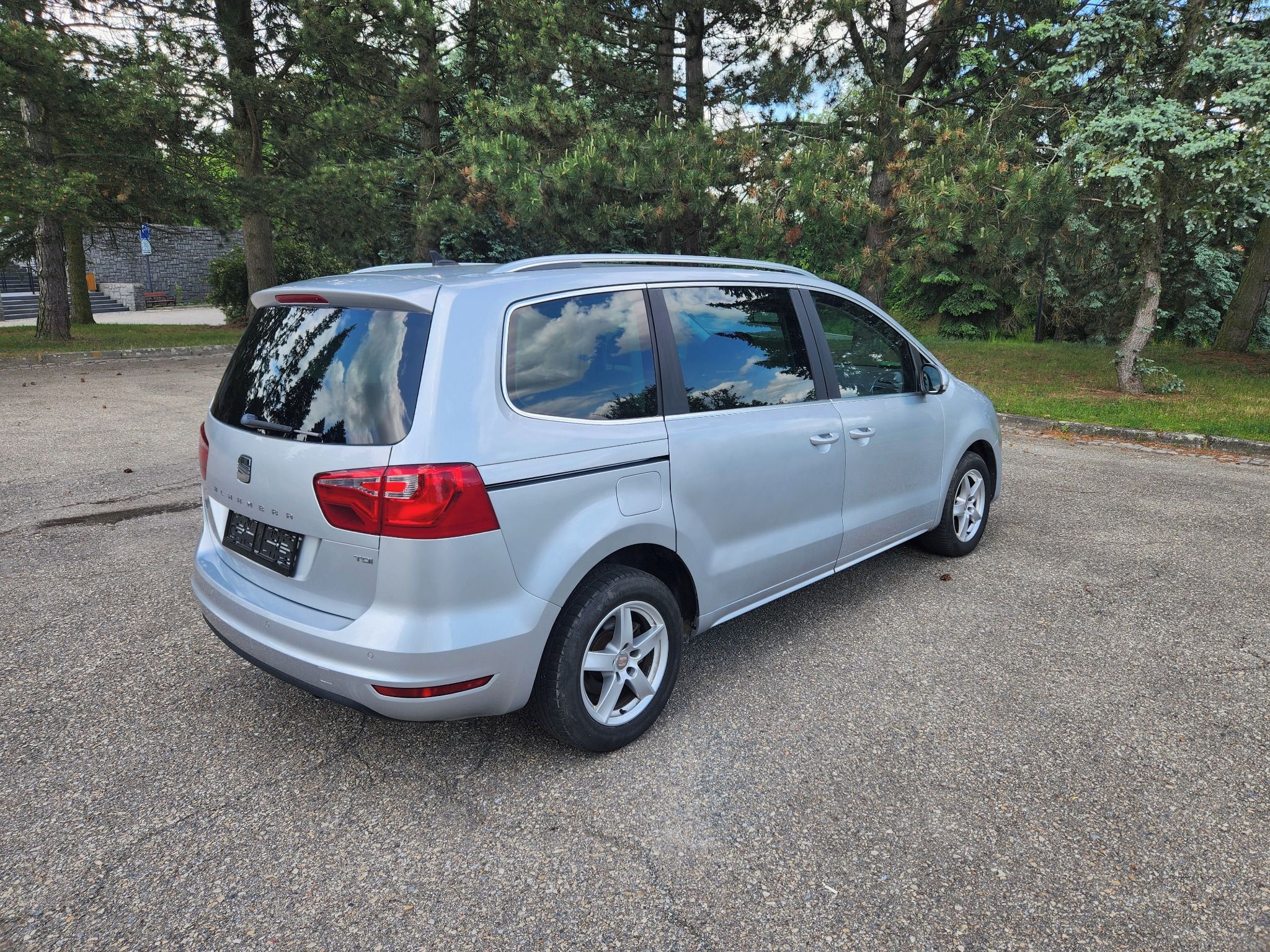 Seat Alhambra, DSG 7 míst Serviska Nová STK - fotka 3