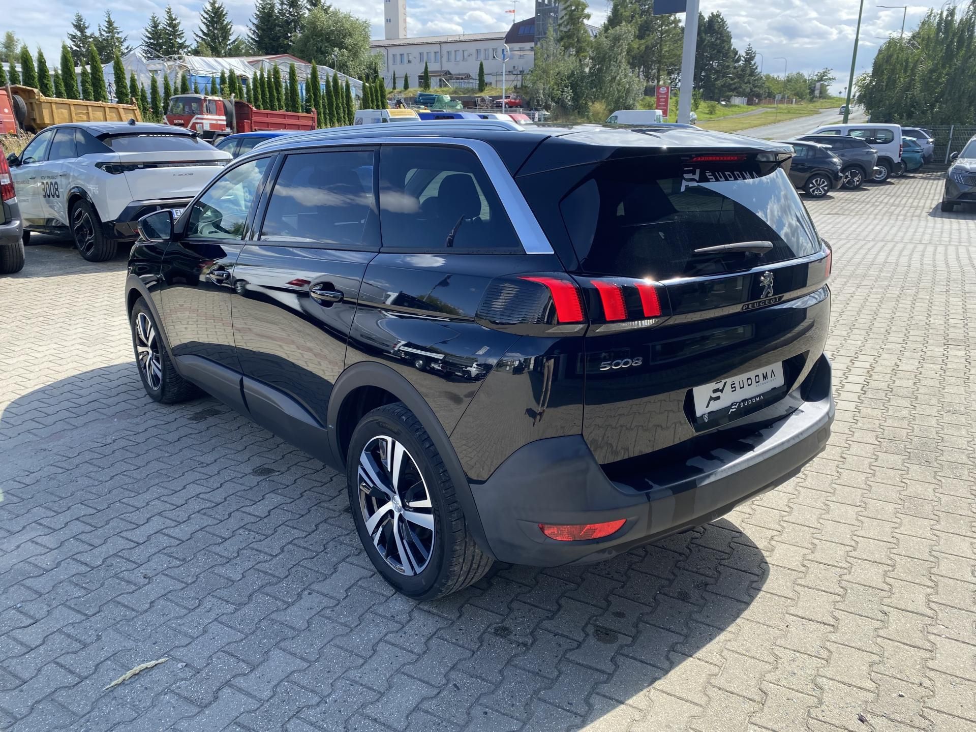 Peugeot 5008, ALLURE PureTech 130k MAN - fotka 6