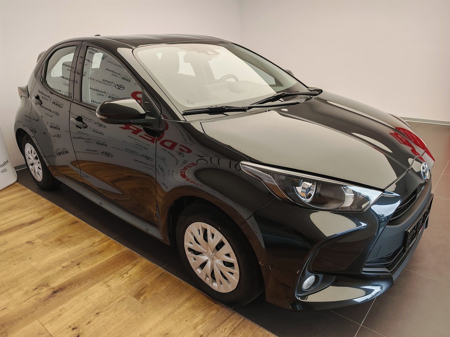 Toyota Yaris, 1.5 TNGA HEV Hatchback - fotka 3