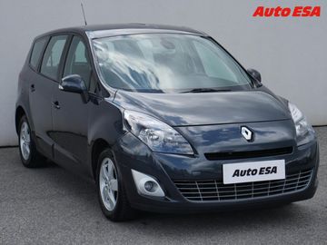 1.5 dCi 7míst,Navi,tempo