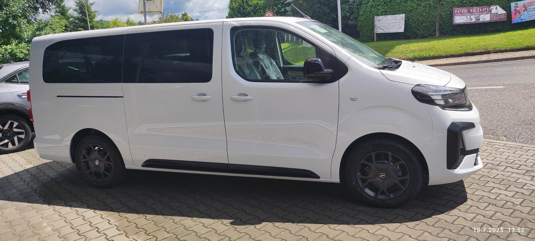 Opel Zafira, EDITION L2 2,0 CDTi 130kW AT8 - fotka 4