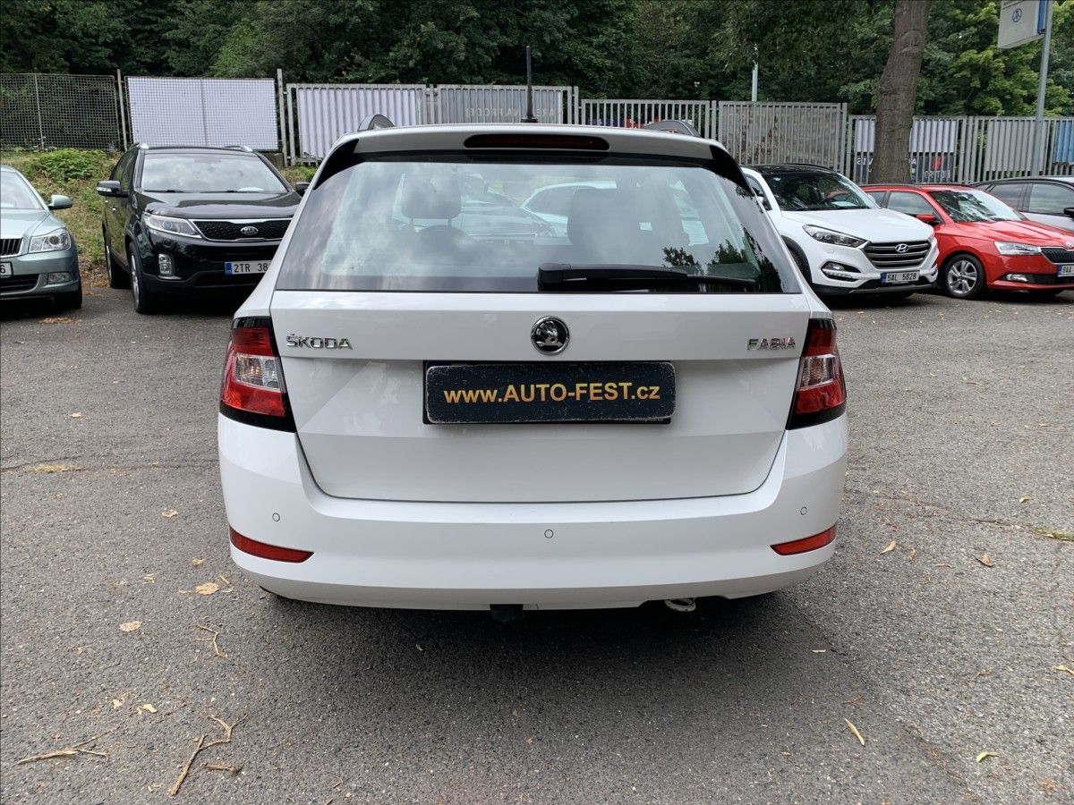 Škoda Fabia, 1,0 TSI AMB.,ČR,SERVISKA - fotka 6