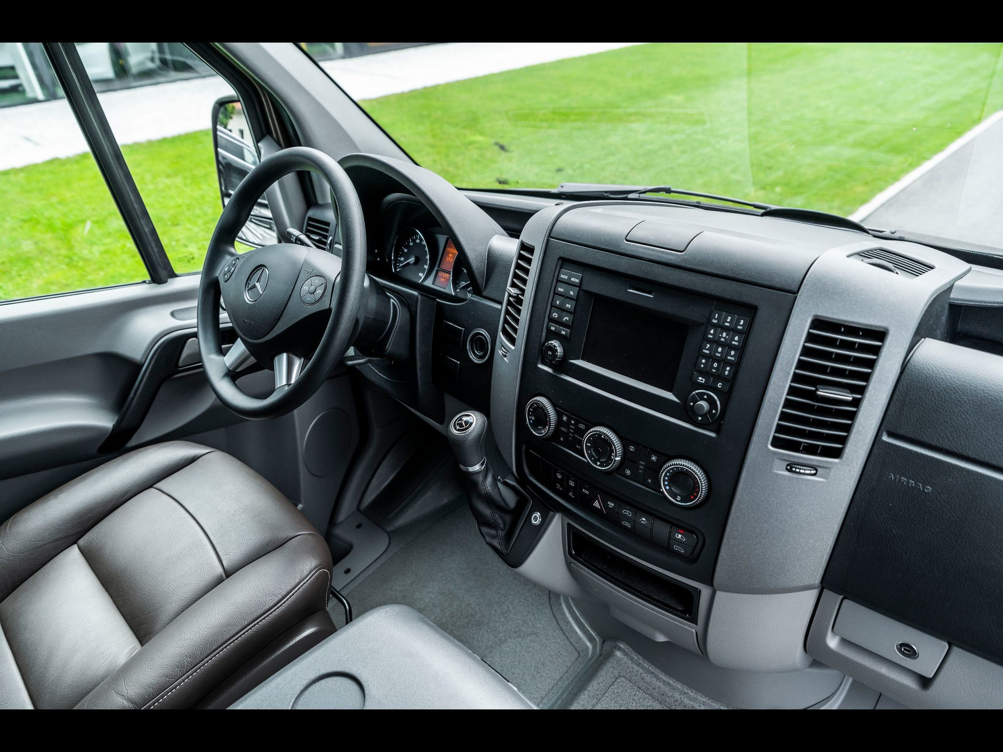 Mercedes-Benz Sprinter - fotka 5