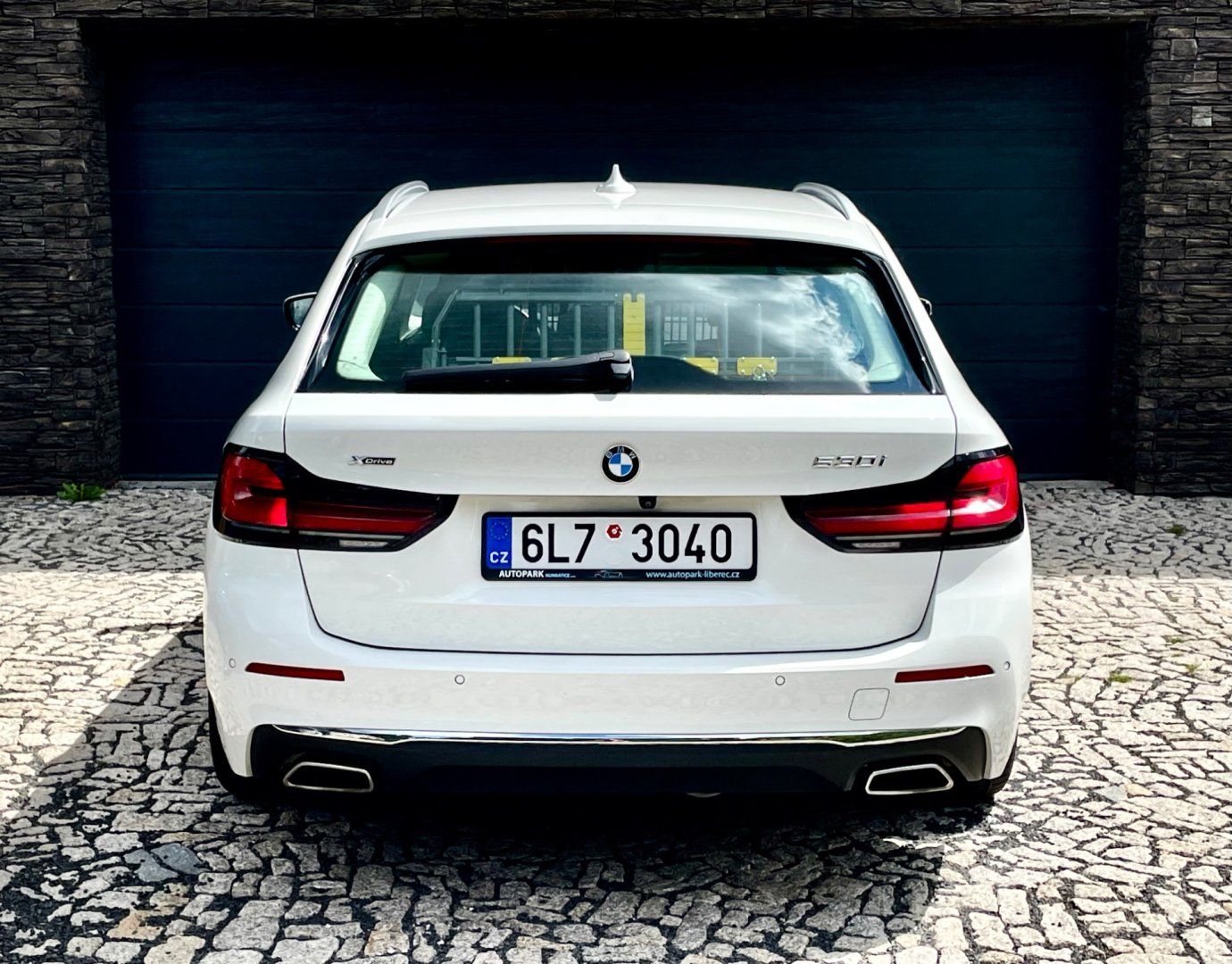 BMW Řada 5, 530i 4x4 Mild-Hybrid Laser - fotka 6