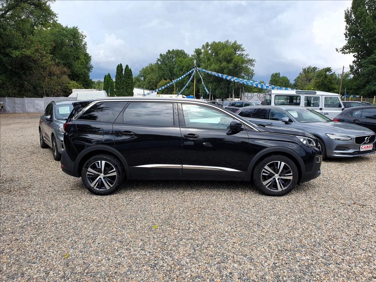 Peugeot 5008, 1,5 HDI,96kw,Allure,7míst,navi - fotka 4