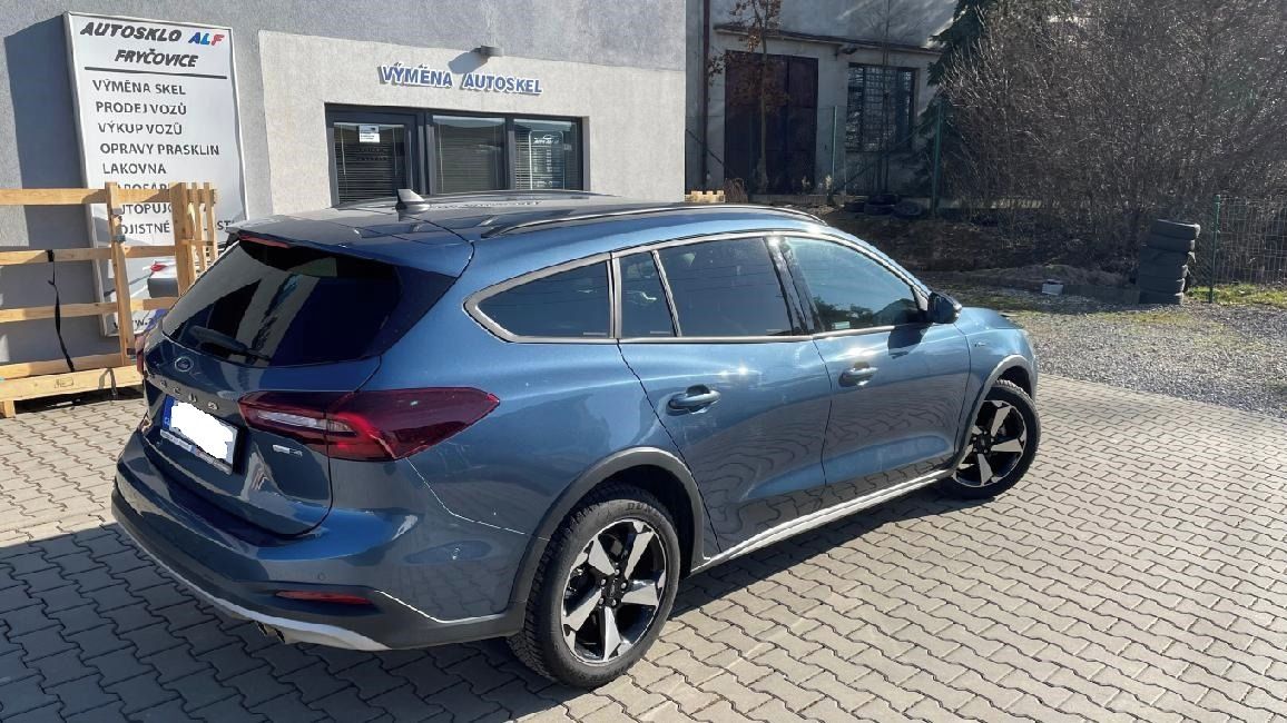 Ford Focus, 1,0 114 kW ACTIVE X HYBRIT /AT - fotka 5