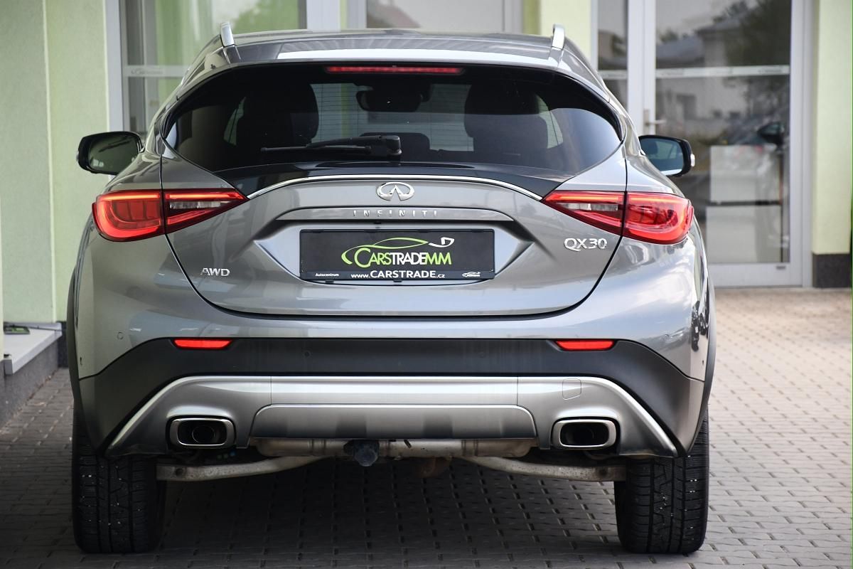 Infiniti QX30, 220 CDI 4MATIC PANO ACC - fotka 4