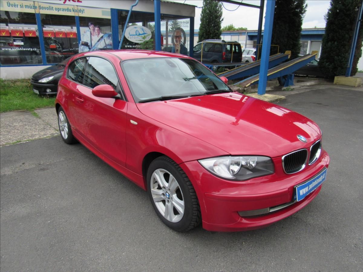 BMW Řada 1, 1,6 90kW 116I - fotka 3