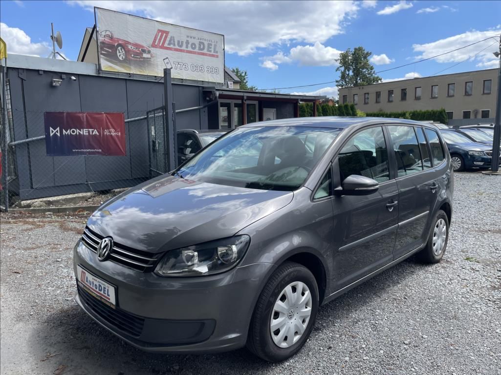 Volkswagen Touran, 1,6 TDi  Navigace,Climatronic - fotka 2