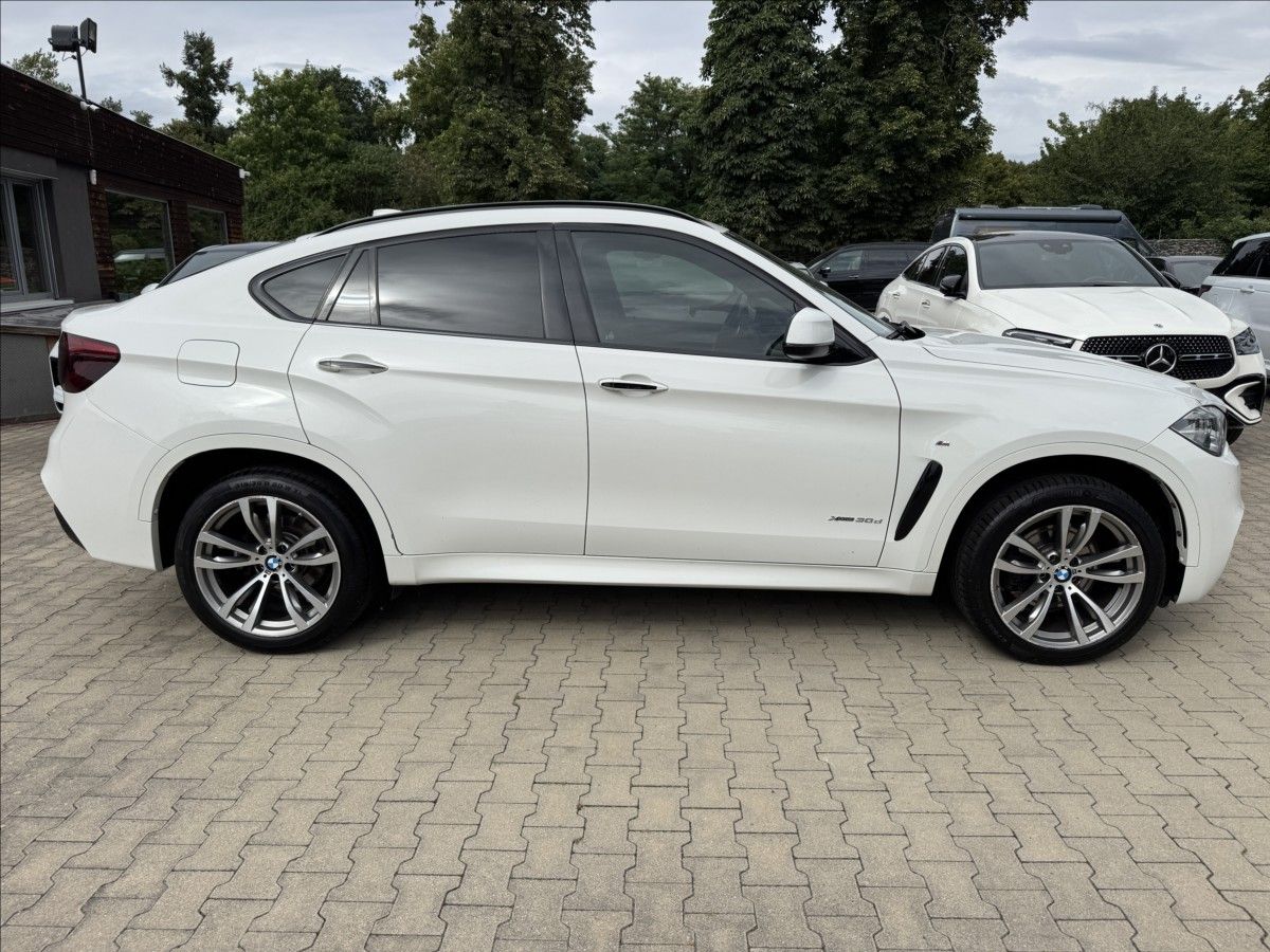 BMW X6, 30d Msport Xdrive - fotka 5
