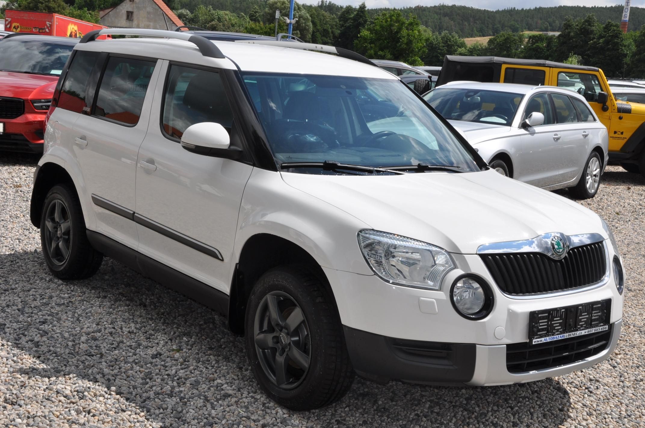 Škoda Yeti, 1.4TSi 90kW Ambiente ADVENTURE - fotka 2