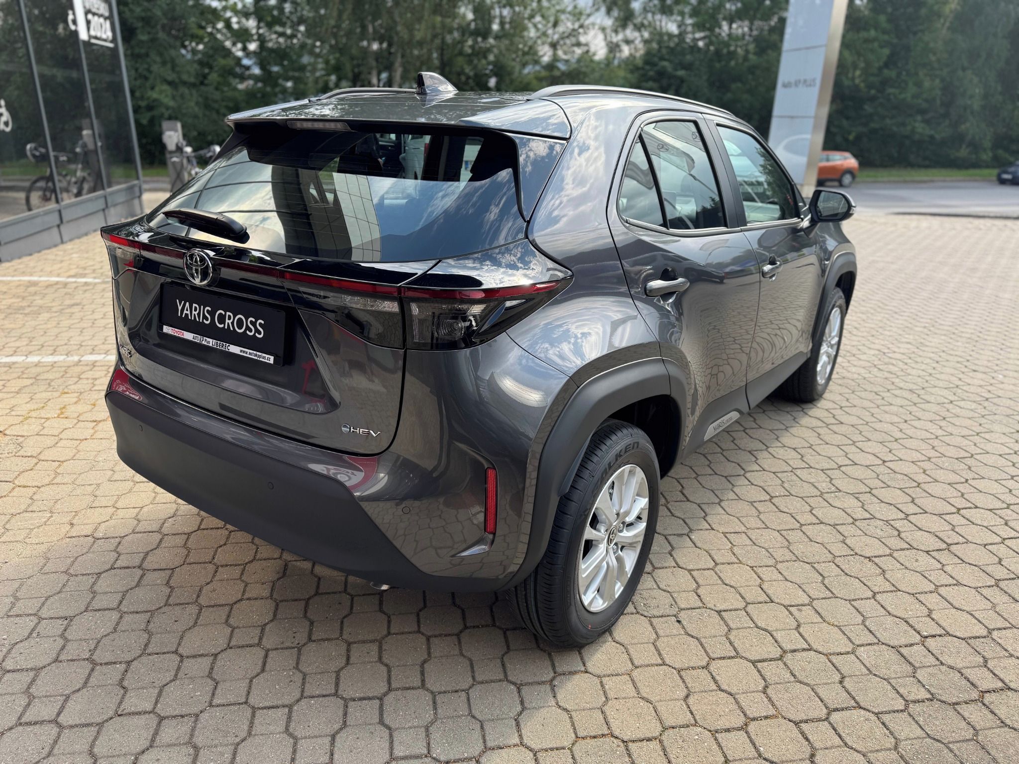 Toyota Yaris Cross, 1,5 HEV 116k Comfort - fotka 5