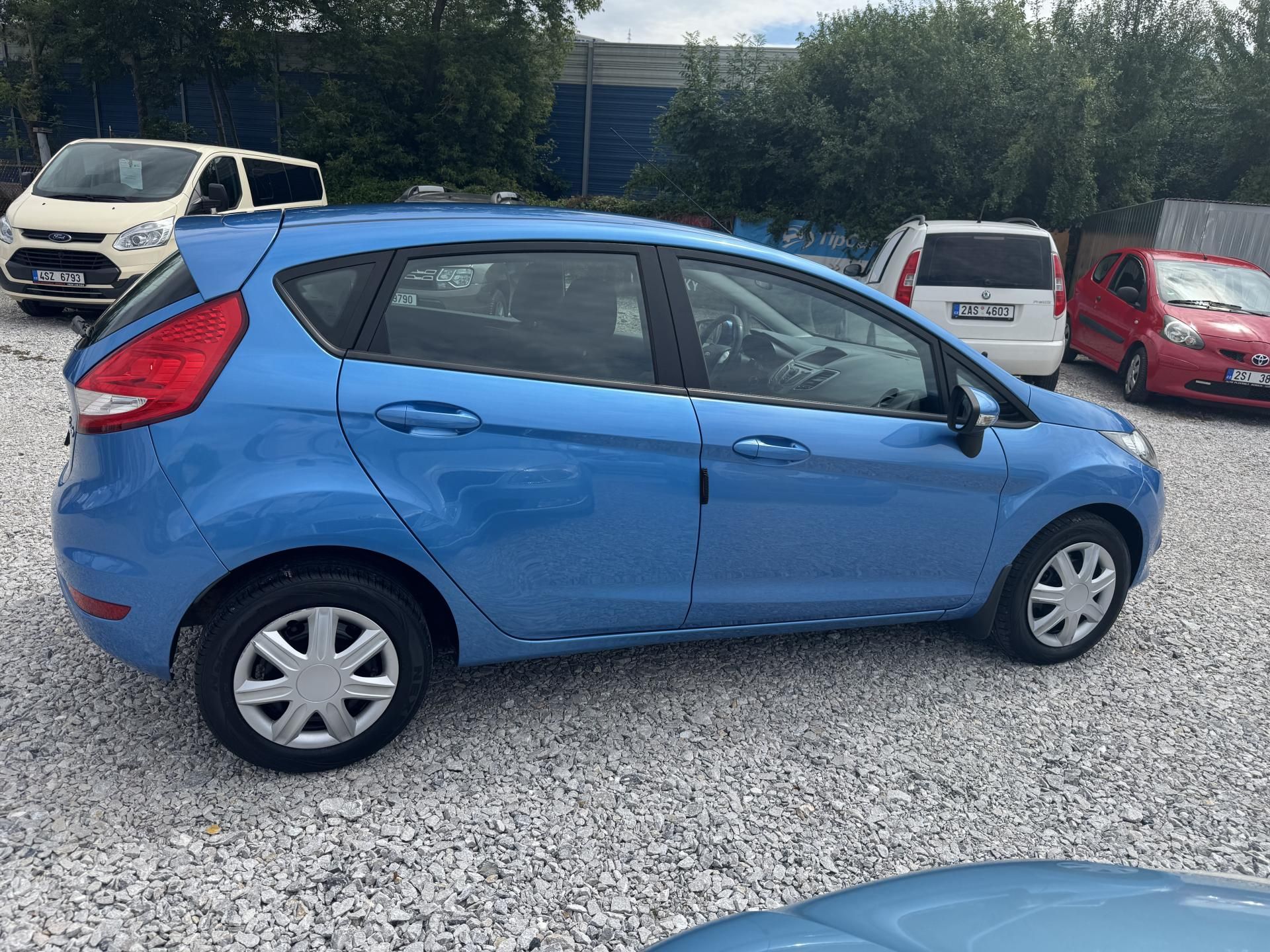 Ford Fiesta, 1.3, rezervace - fotka 3