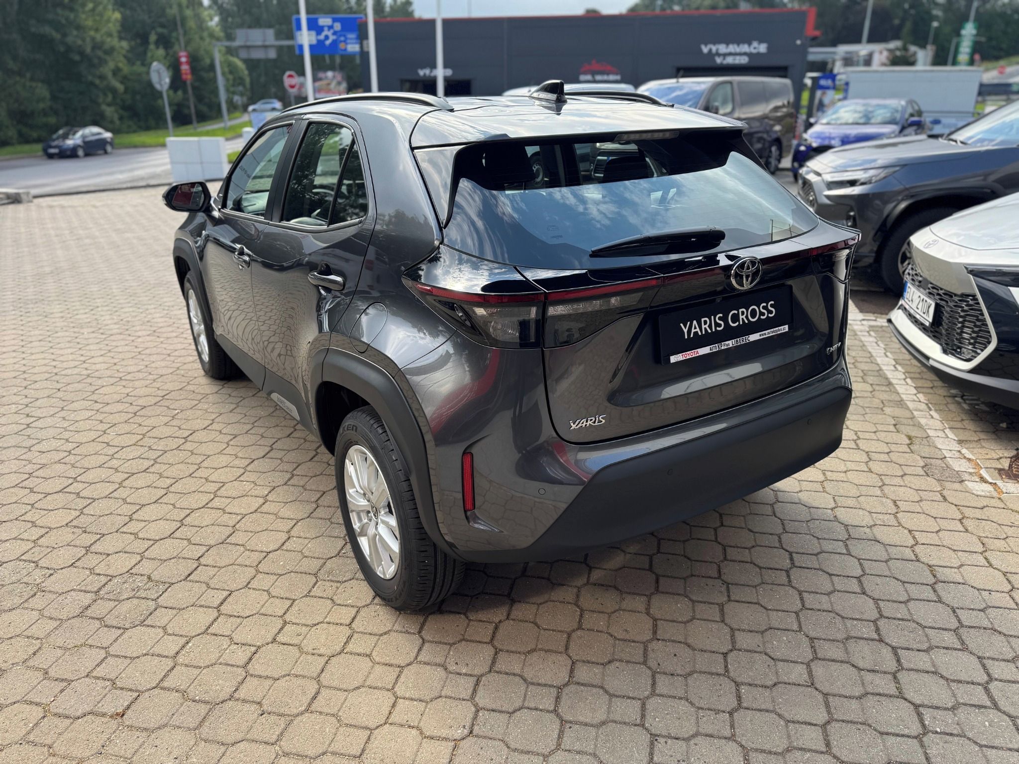 Toyota Yaris Cross, 1,5 HEV 116k Comfort - fotka 4