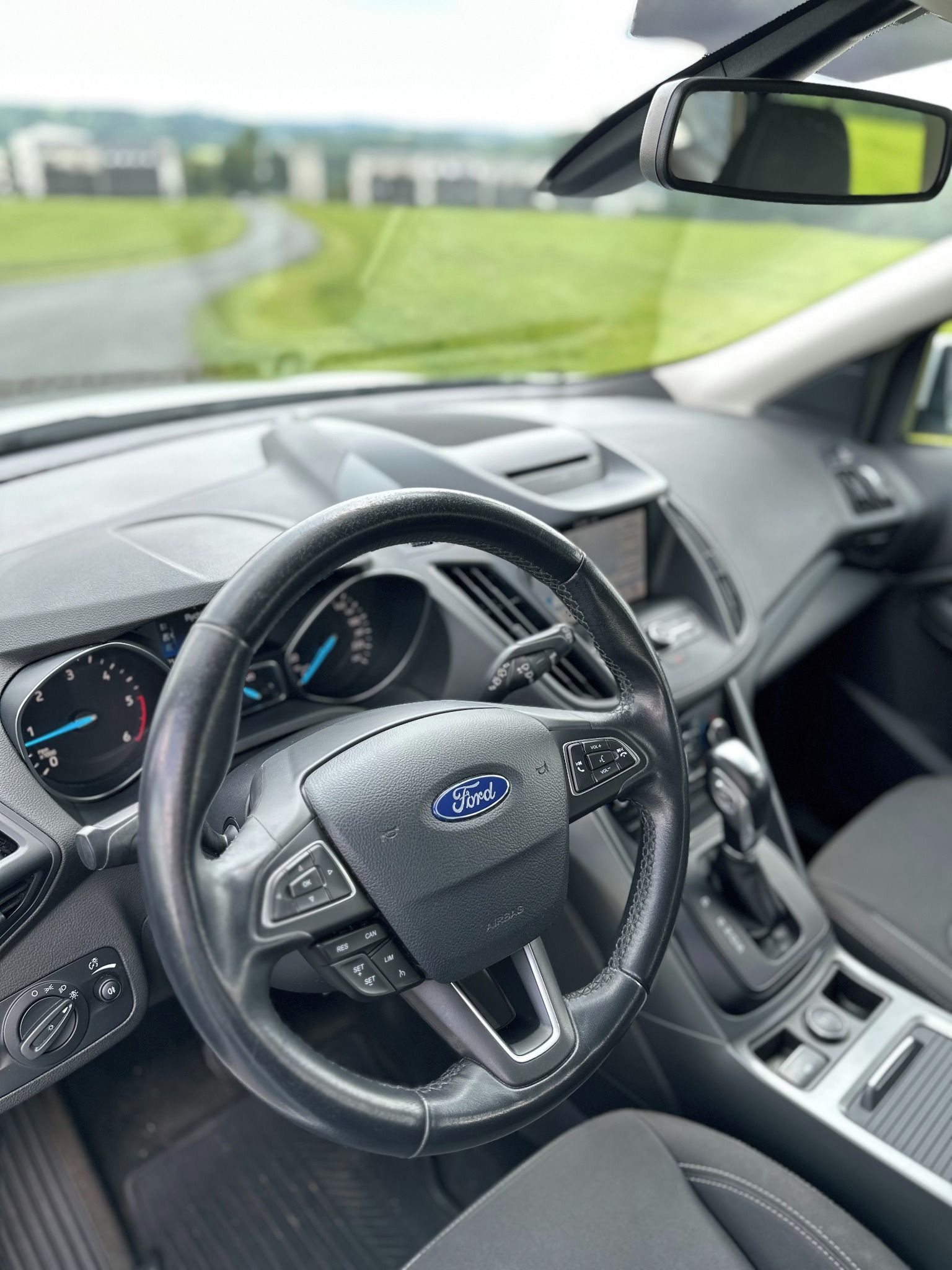 Ford Kuga, 4x4 DPH AUTOMAT - fotka 5