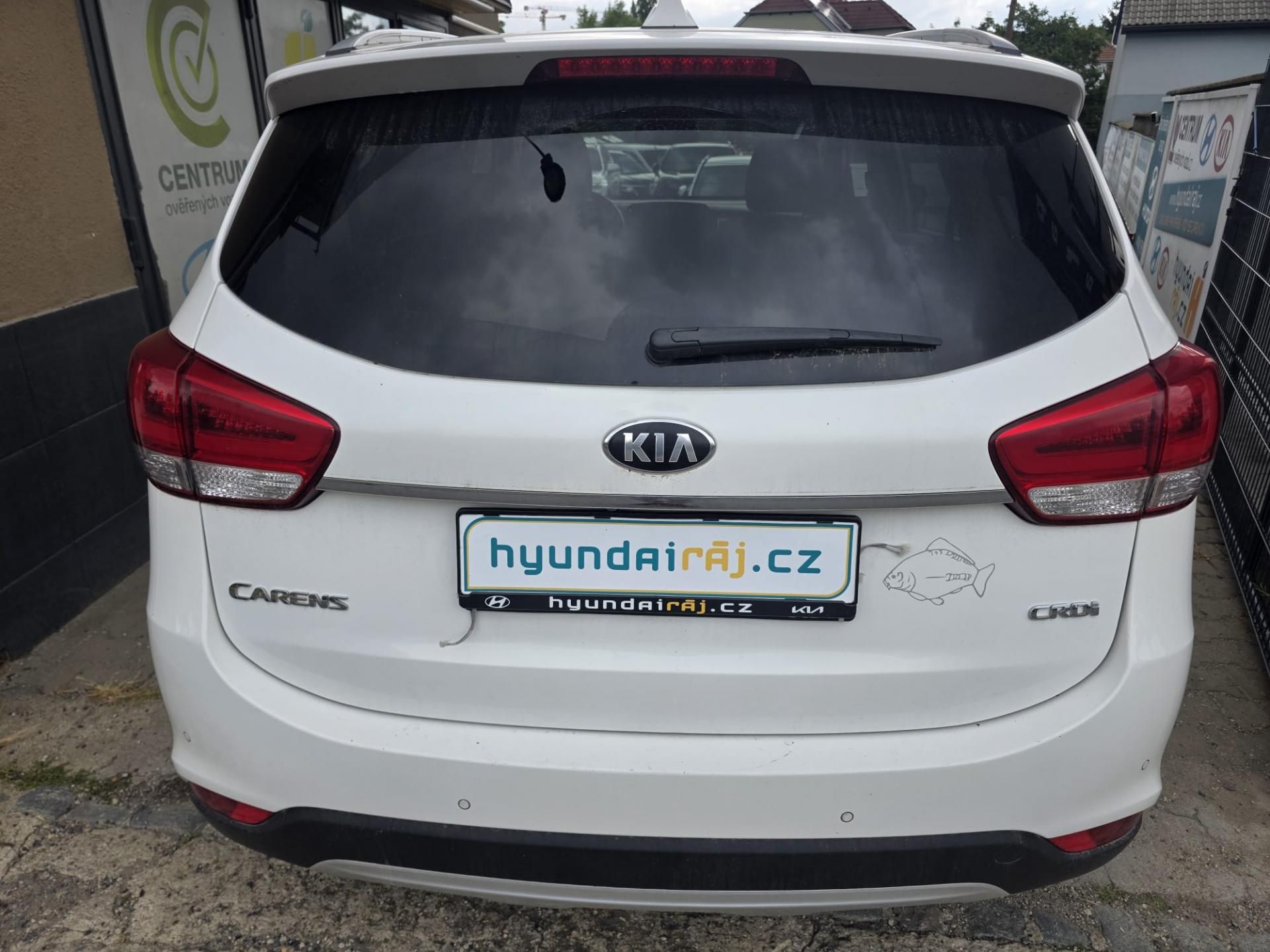 Kia Carens, 1.7 - 1. MAJ - 7 MÍST - fotka 6