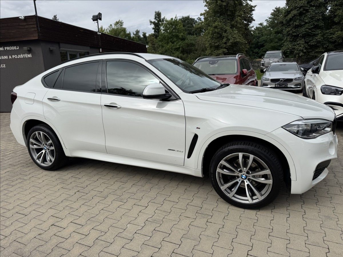 BMW X6, 30d Msport Xdrive - fotka 4