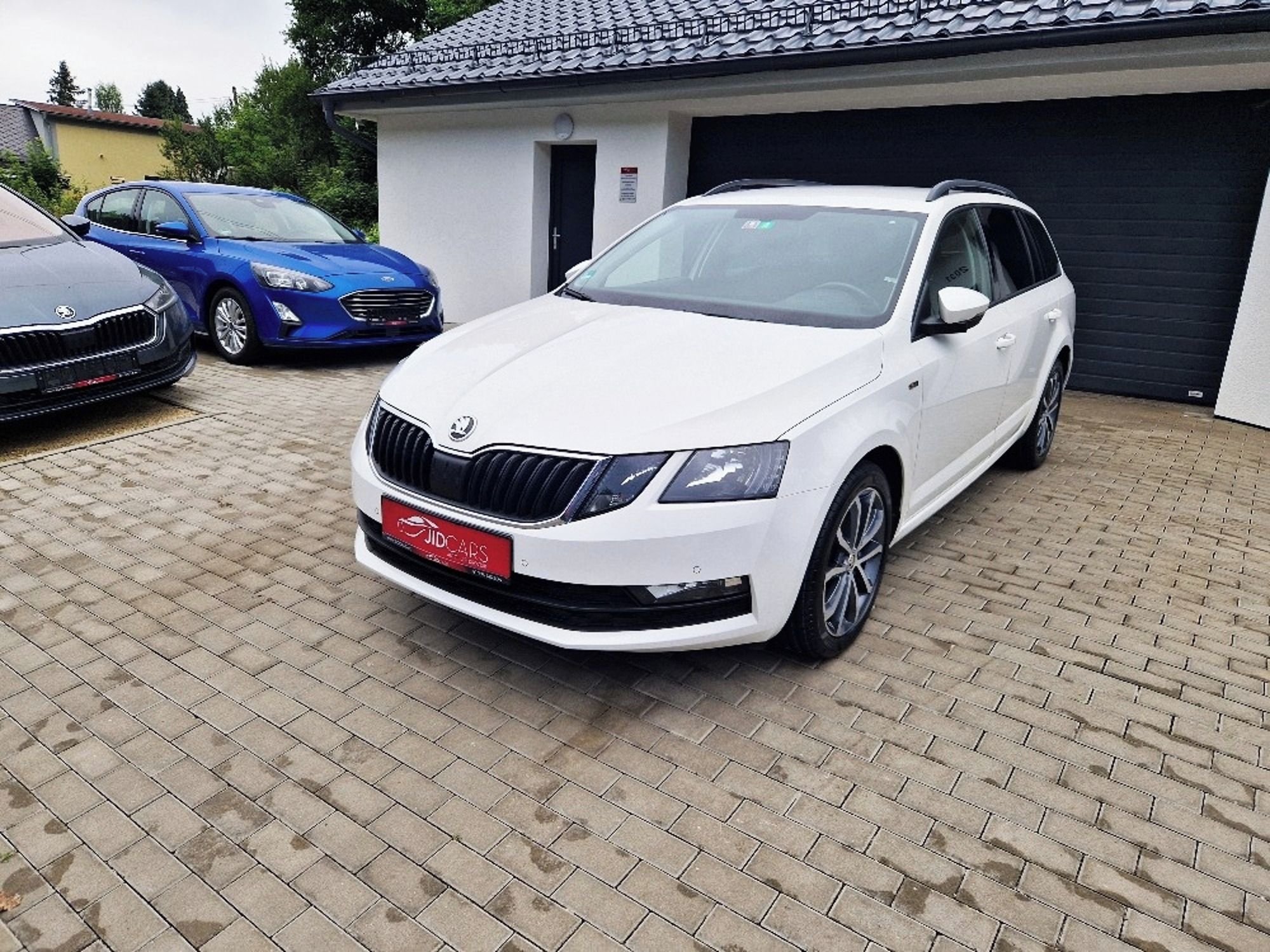 Škoda Octavia, 2.0 TDi Soleil (110 kW), DSG - fotka 2