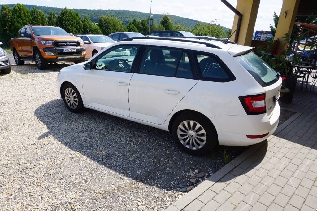 Škoda Fabia, 1,0 1, MAJ  LPG - fotka 4