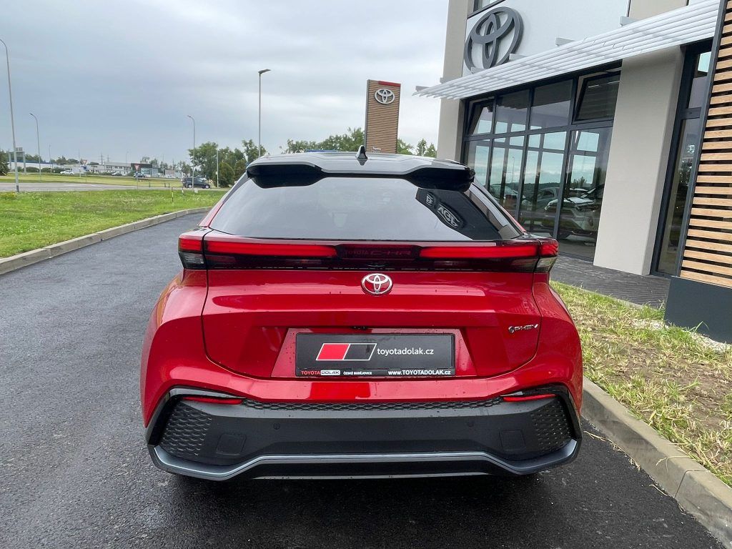 Toyota C-HR, 2.0 Plug In Hybrid Exe TechVIP - fotka 6