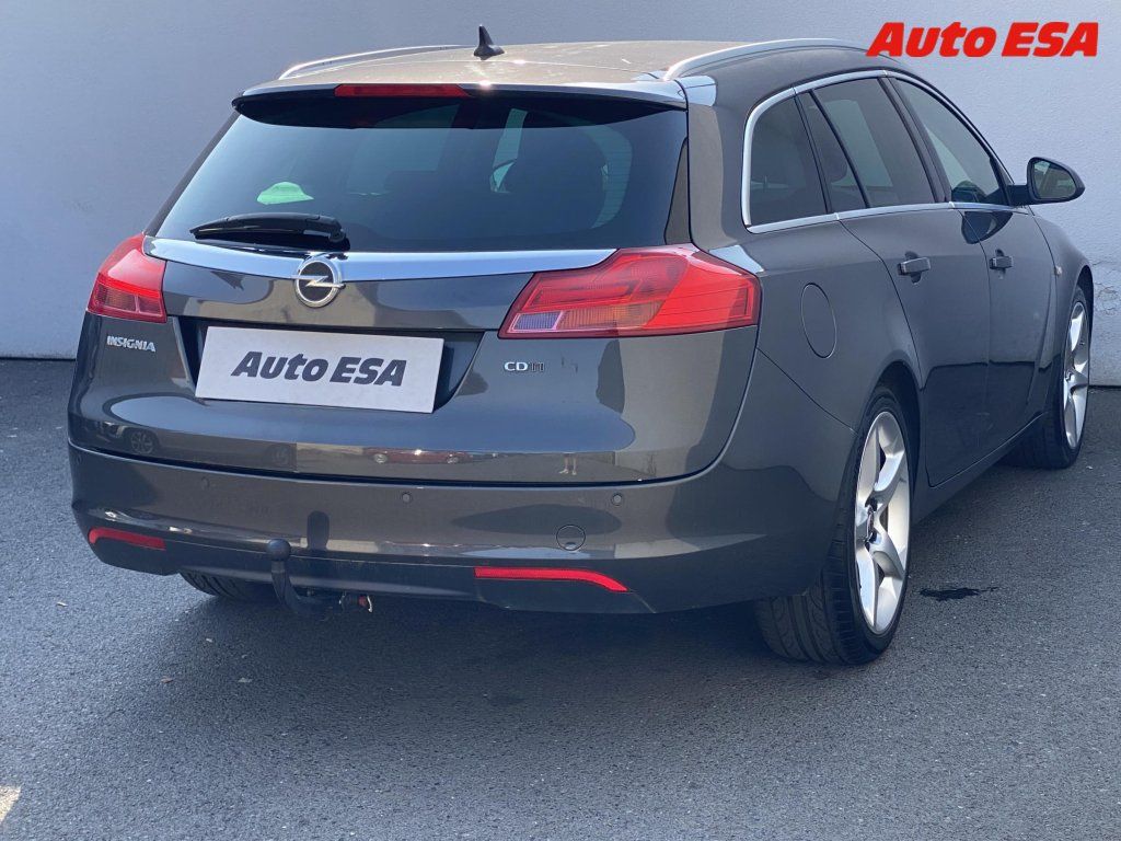 Opel Insignia, 2.0 CDTi,Sport,AT,bixen - fotka 4