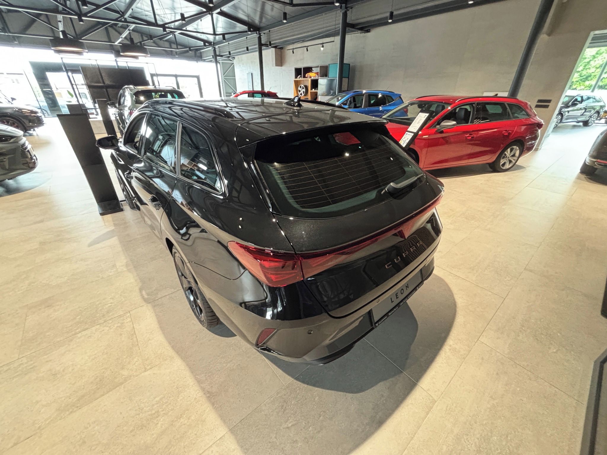 Cupra Leon, Leon SP 1.5 eTSI 150k DSG - fotka 6