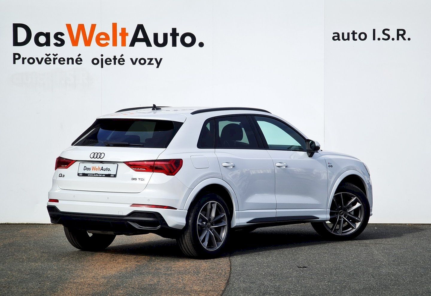 Audi Q3, 35 TDI 110 kW S-LINE - fotka 2