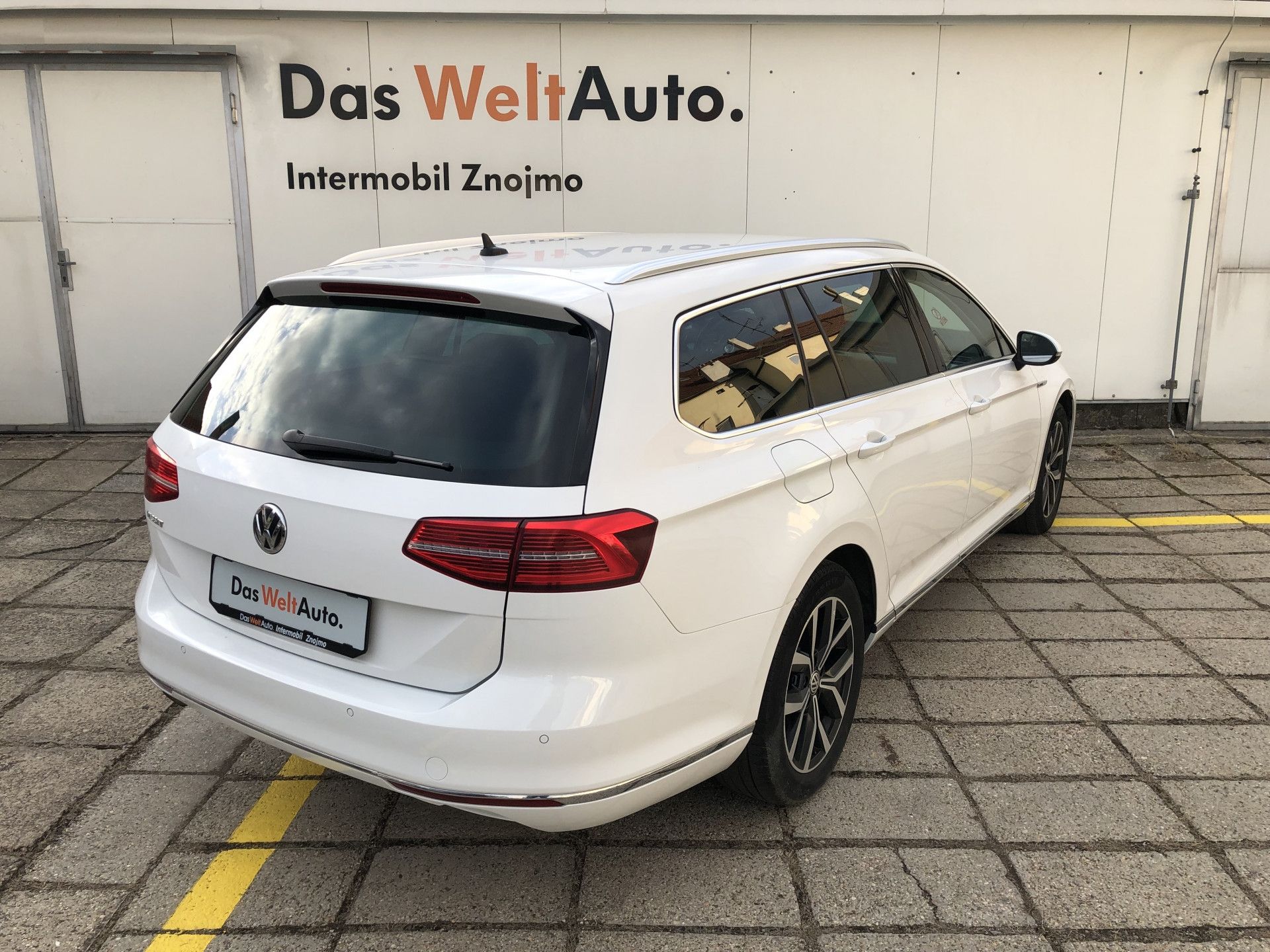 Volkswagen Passat Variant, 2.0 TDI 140kW BMT 4MOT DSG HL - fotka 3